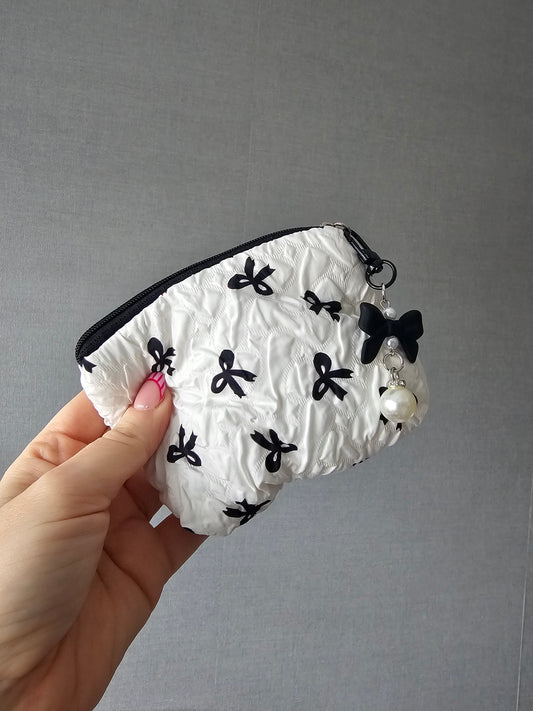 Bow Pouch