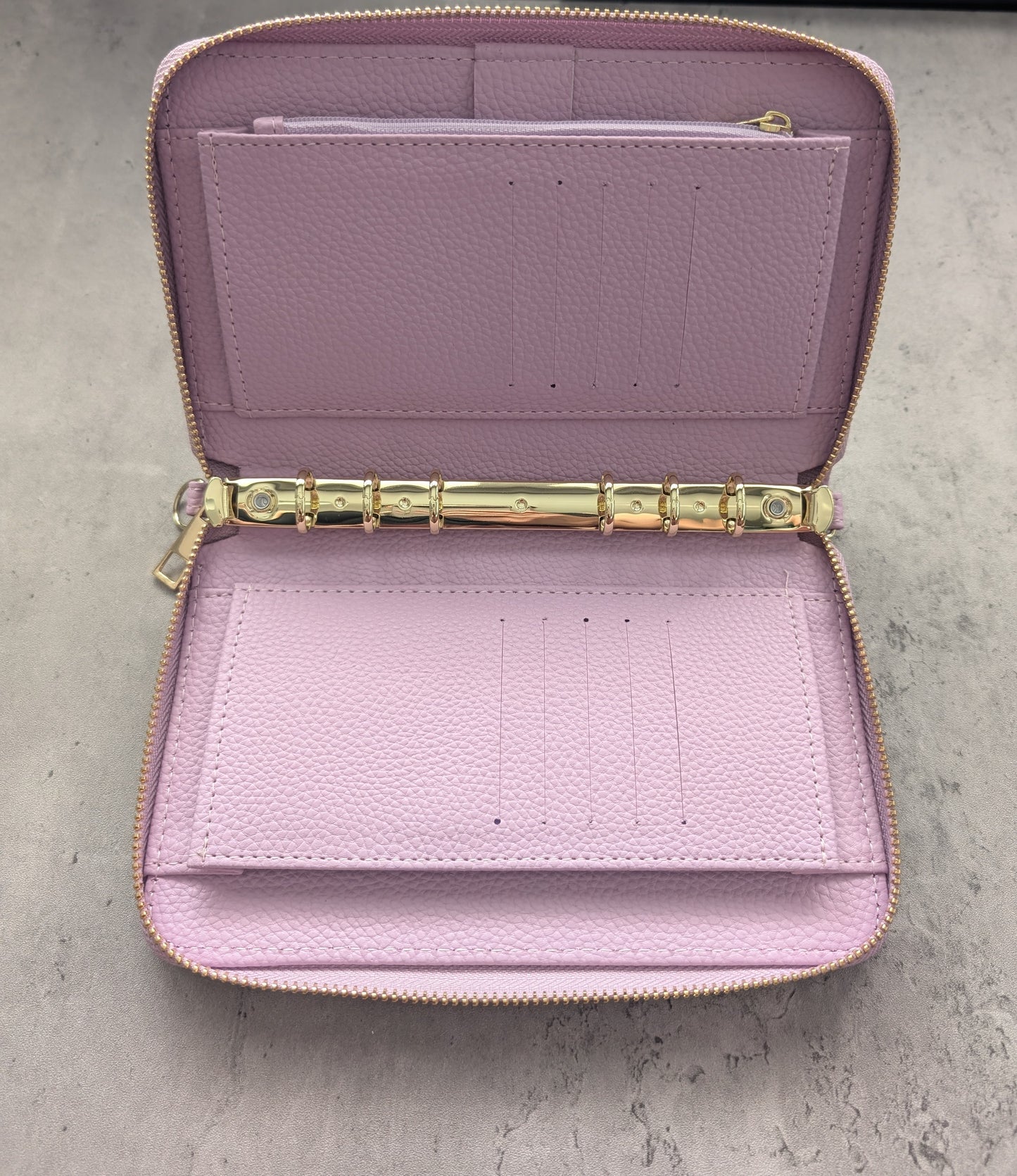 A6 Pebble Zippy Wallet