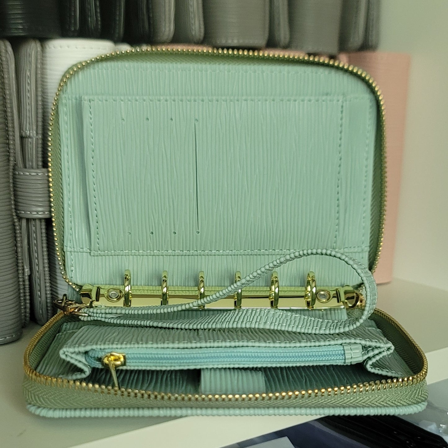 A7 Luxe Zip Cash Wallet