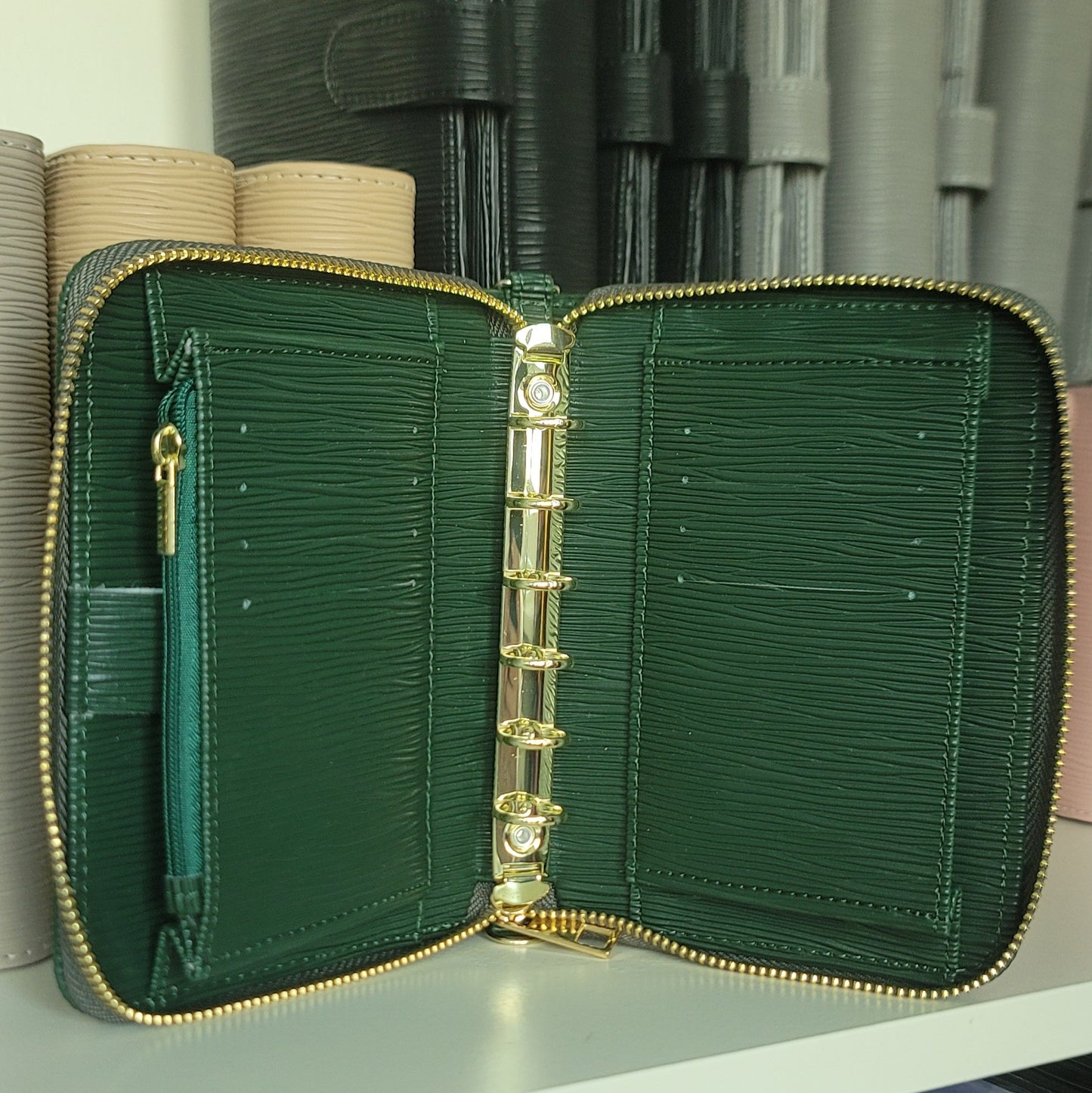A7 Luxe Zip Cash Wallet