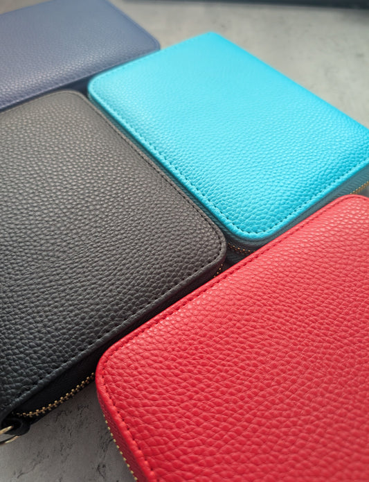 A7 Pebble Zippy Wallet