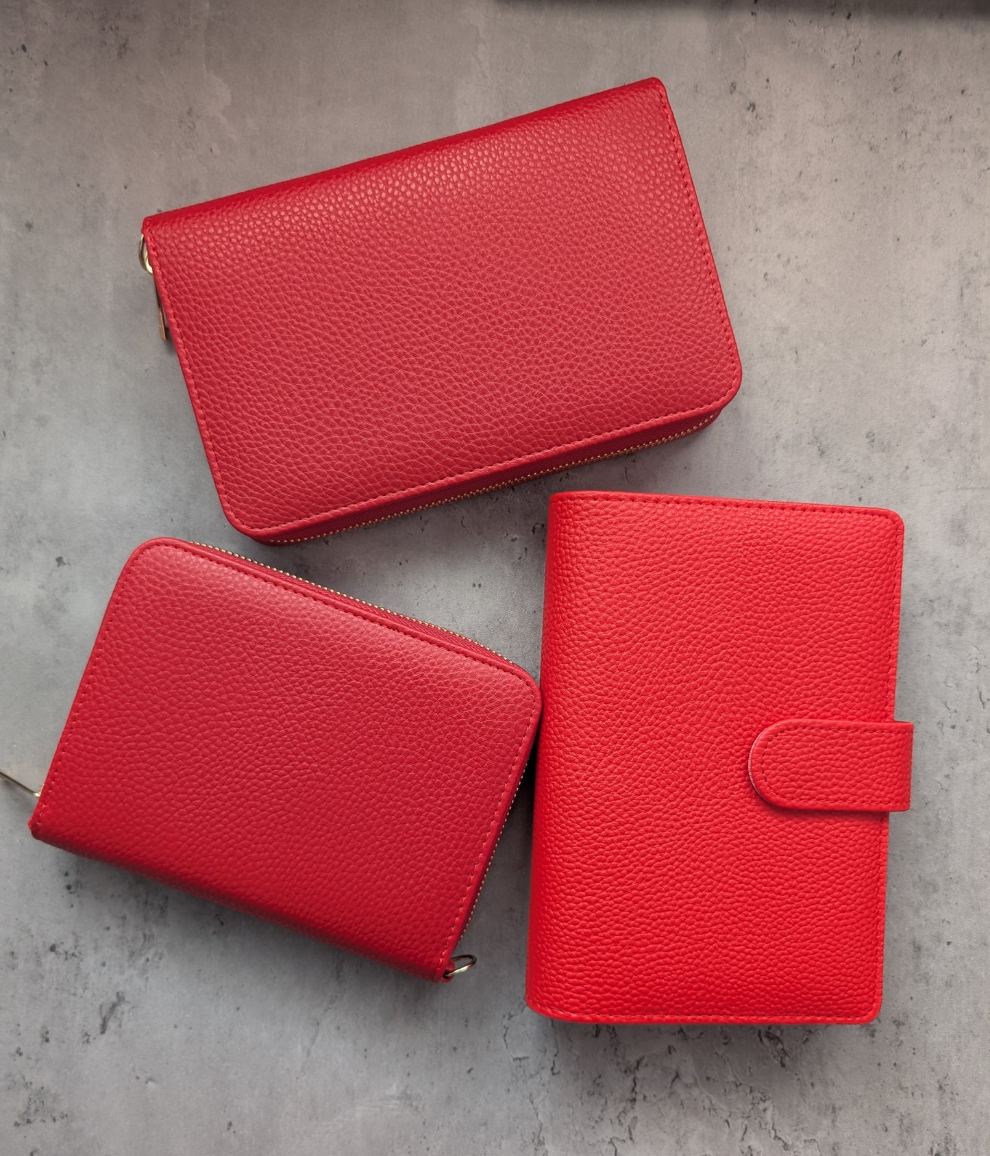 A7 Pebble Zippy Wallet