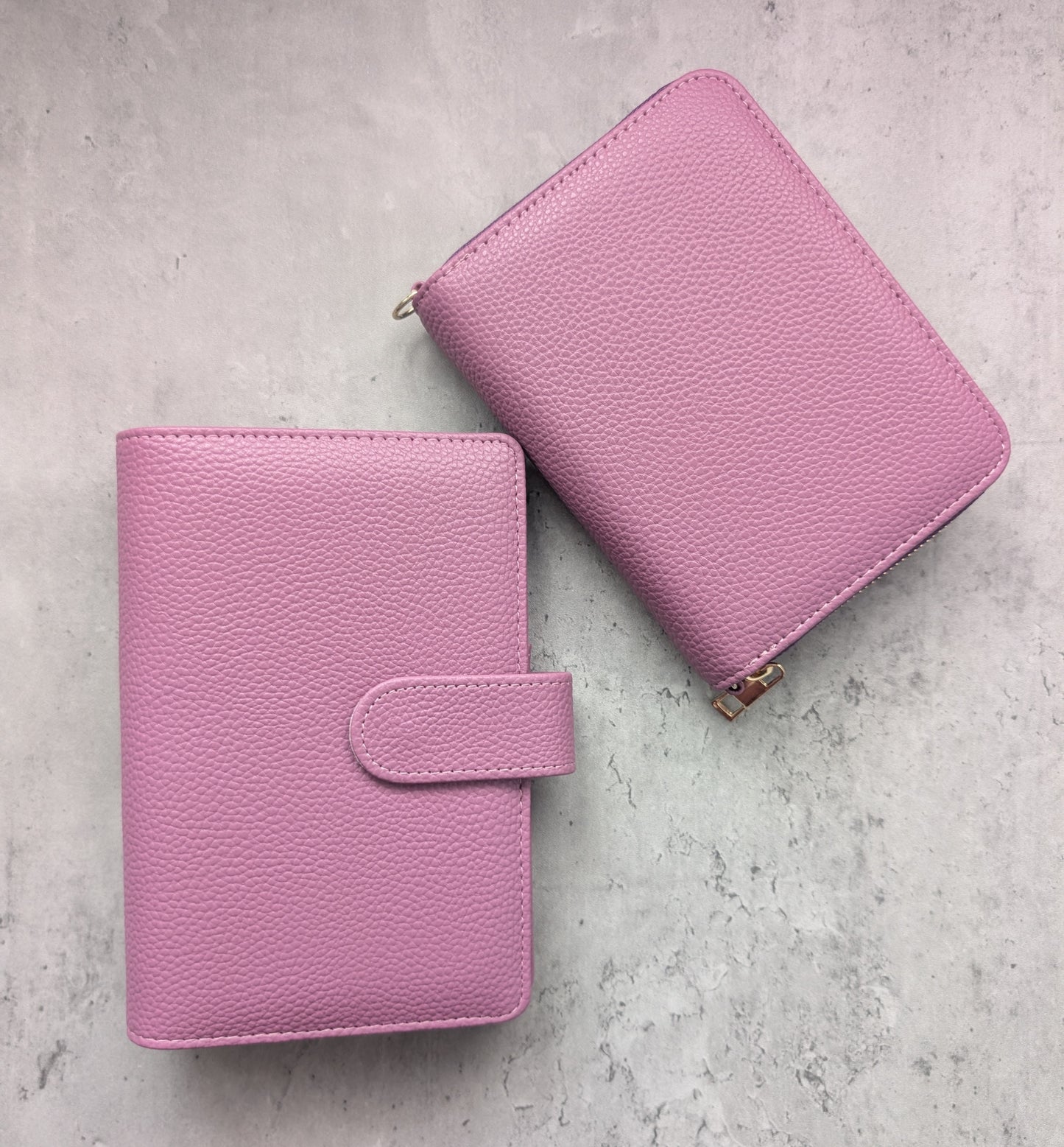 A7 Pebble Zippy Wallet