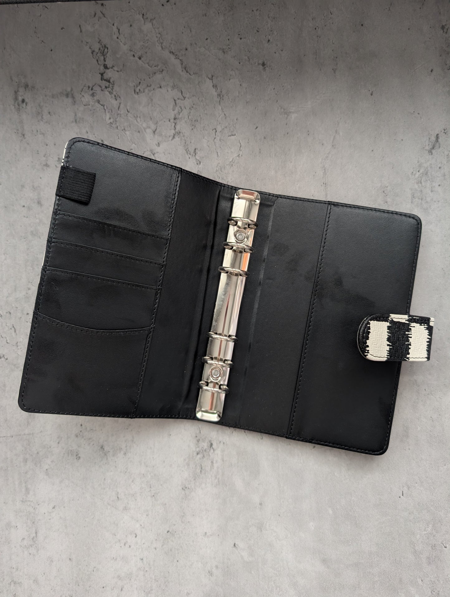 Checkered A6 Ring Binder