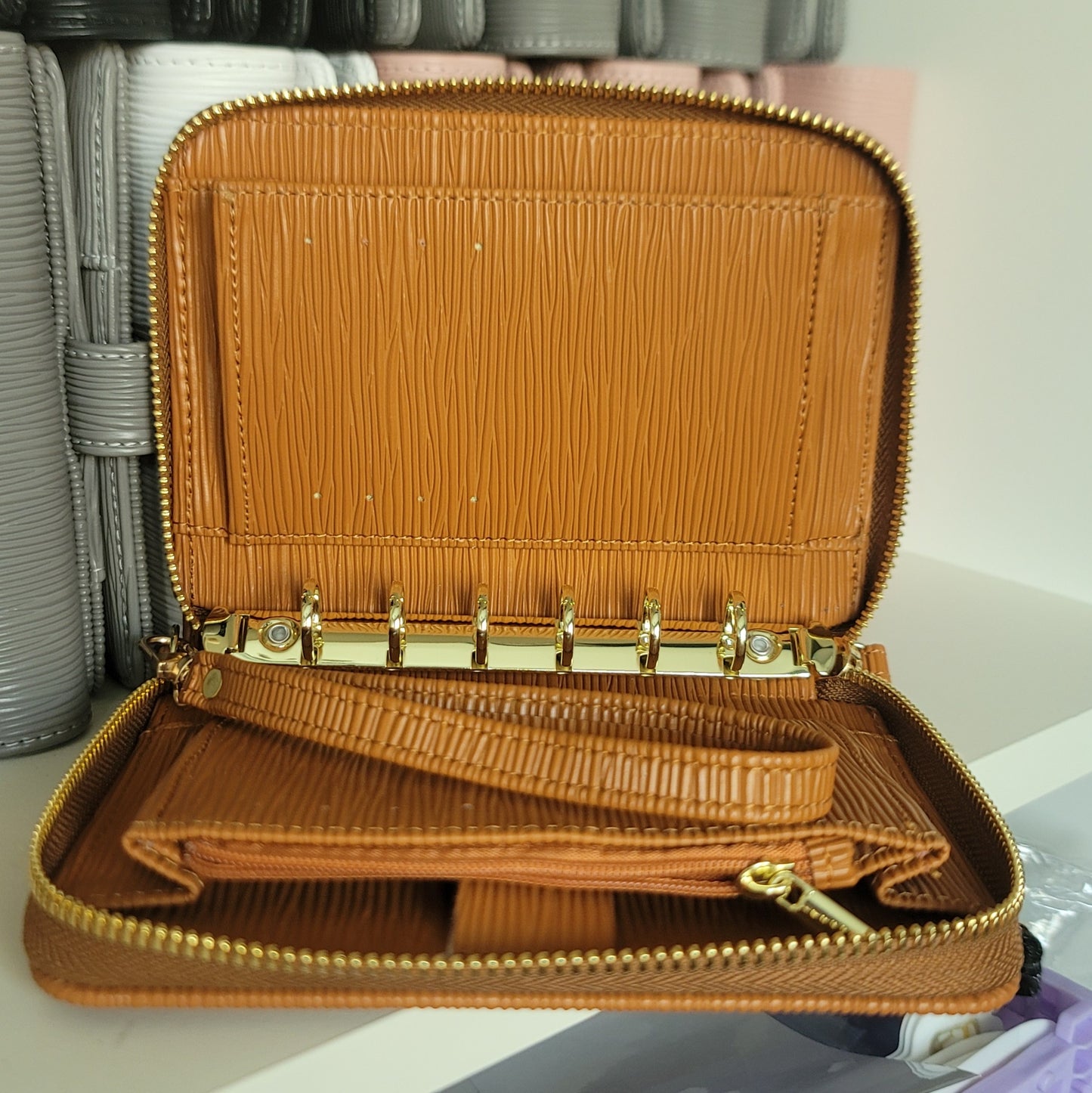 A7 Luxe Zip Cash Wallet