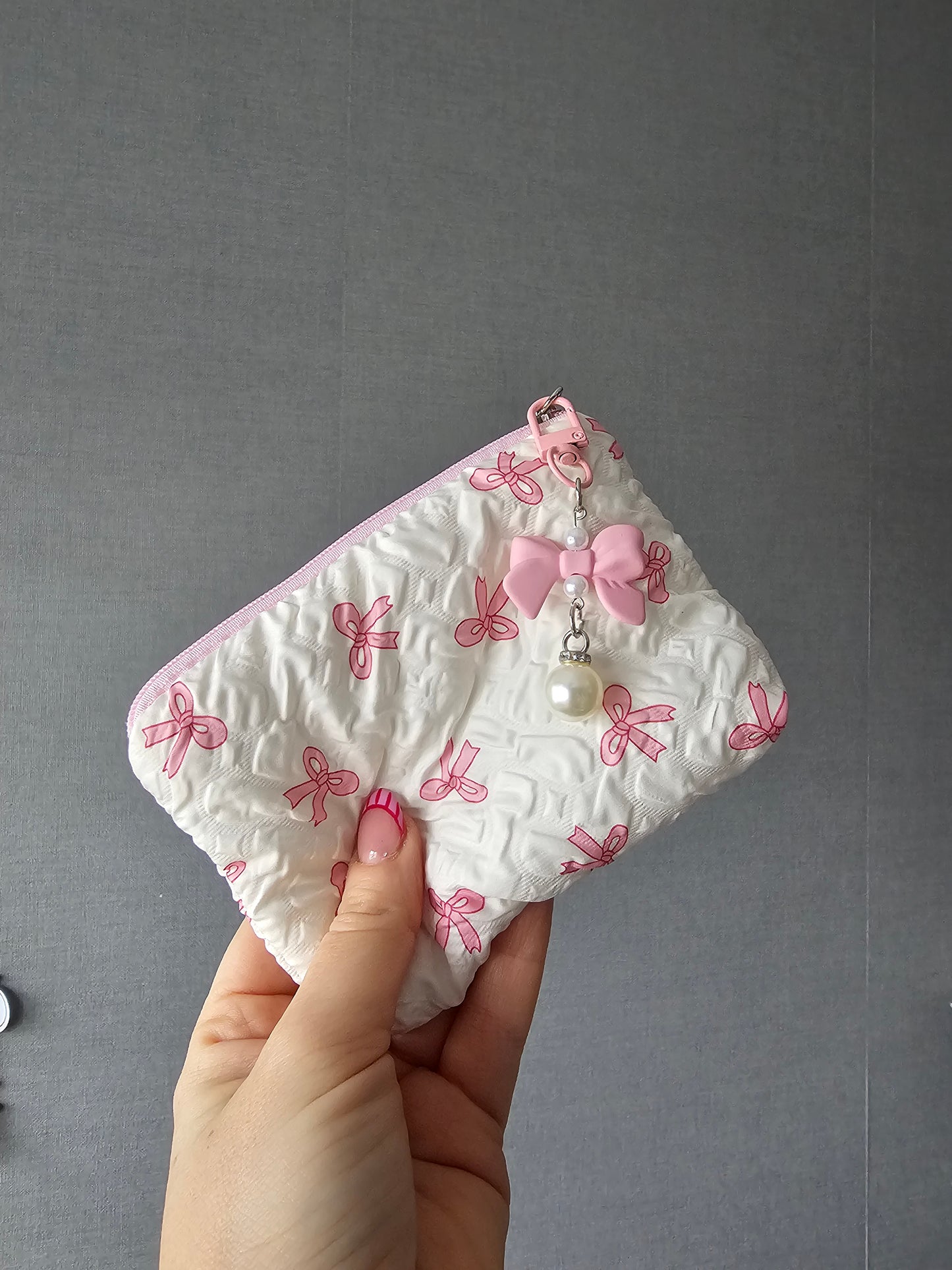 Bow Pouch