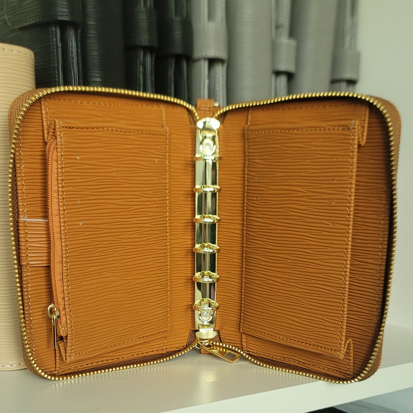 A7 Luxe Zip Cash Wallet